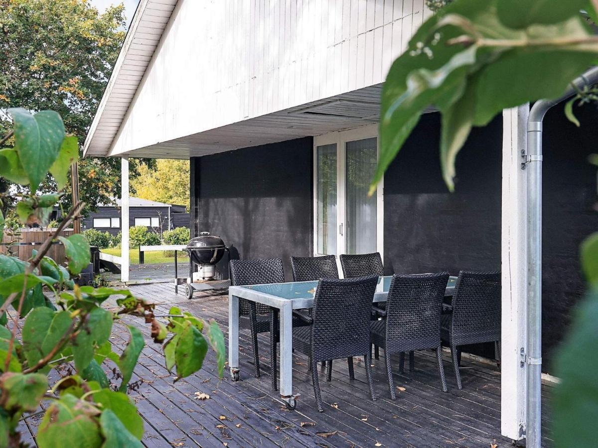 8 Person Holiday Home In Skals Extérieur photo
