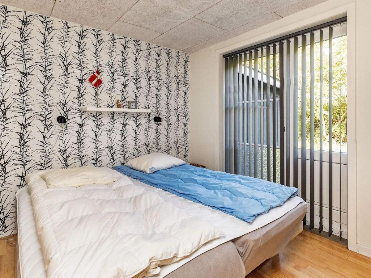 8 Person Holiday Home In Skals Extérieur photo